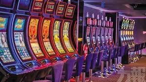 86n ငွေပေးချေမှုစနစ် Wave Money KBZPay AYA Pay ဖြင့် မြန်မာကျပ် MMK ငွေသွင်းနေသောမြင်ကွင်း